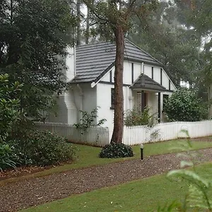 5* Resort Lisson Grove